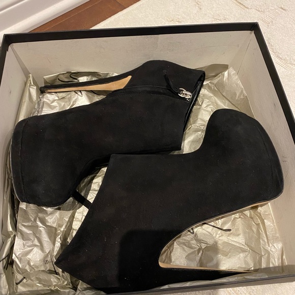 Giuseppe Zanotti booties - Picture 1 of 5